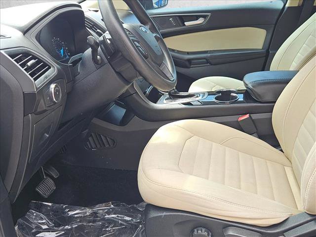 Used 2015 Ford Edge SE FWD image 19