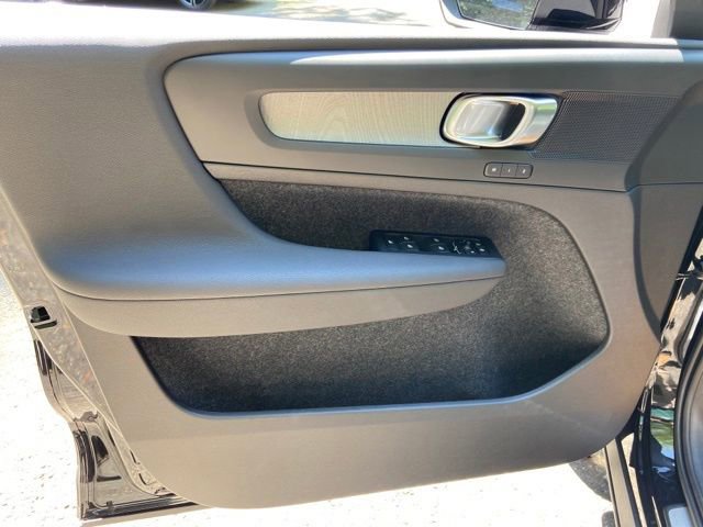 New 2026 Volvo XC40 B5 Plus w/ Protection Package Premier image 12