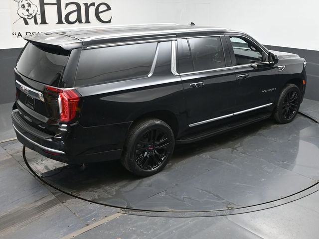 Used 2023 GMC Yukon XL SLT image 42