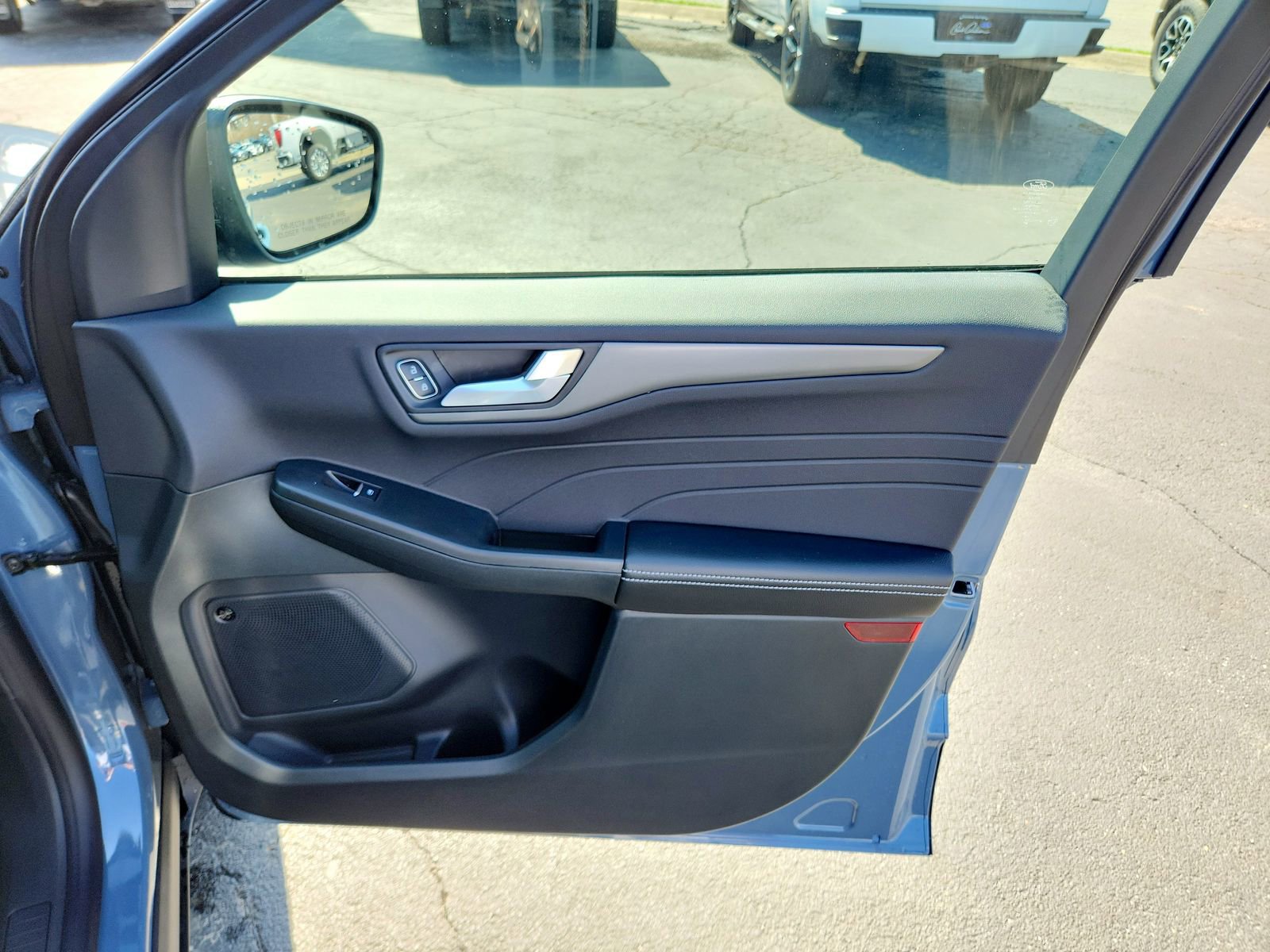 New 2026 Ford Escape Active w/ Active Premium Tech Pack image 27