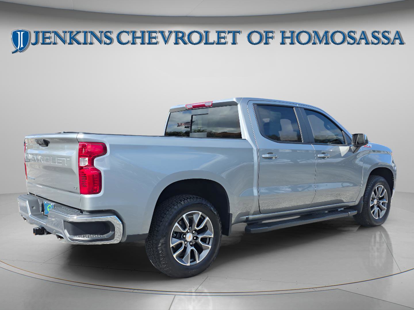 Used 2025 Chevrolet Silverado 1500 LT w/ Z71 Off-Road Package image 8