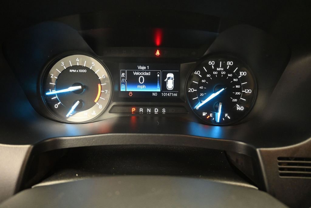 Used 2017 Ford Explorer XLT FWD image 4