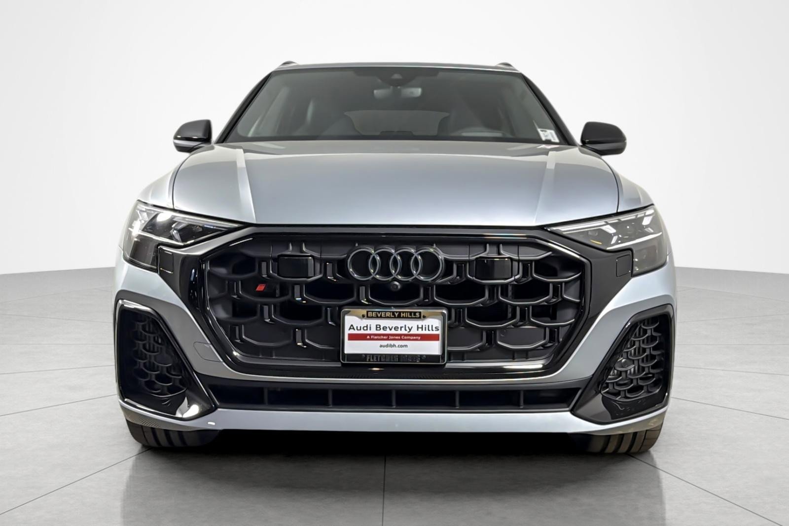 New 2026 Audi SQ8 Prestige AWD/4WD image 8