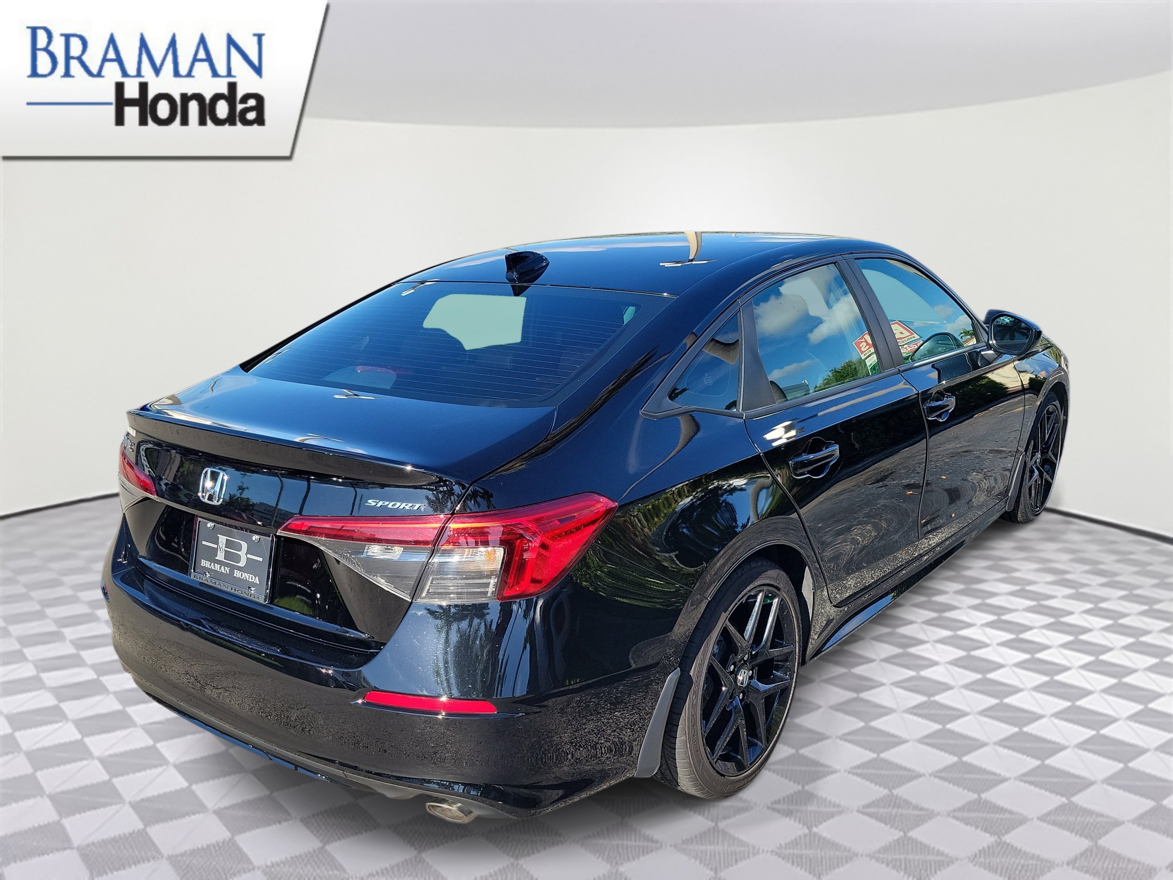 Certified 2024 Honda Civic Sport image 3
