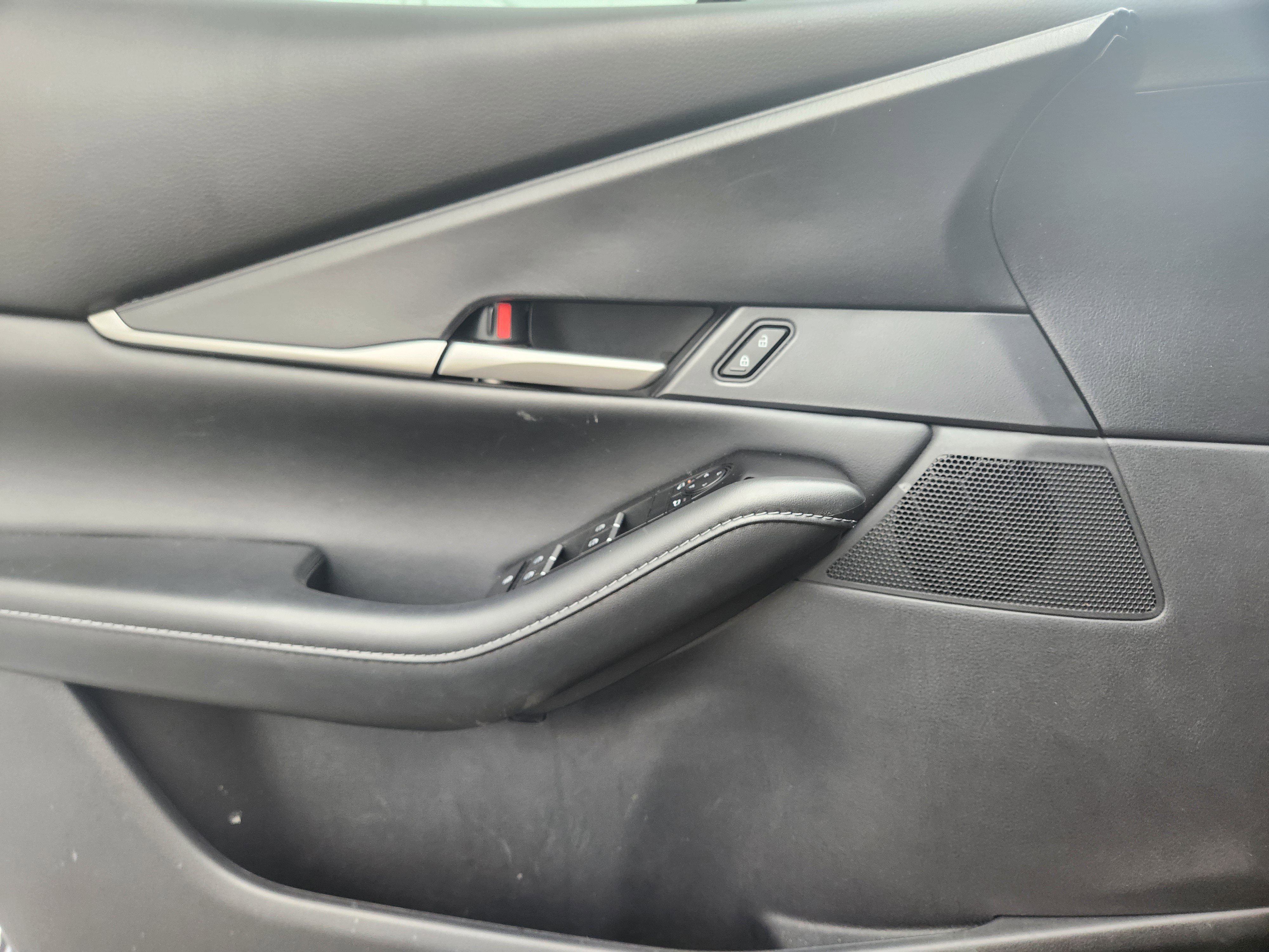 Used 2024 MAZDA CX-30 AWD 2.5 S w/ Select Sport Pkg image 17