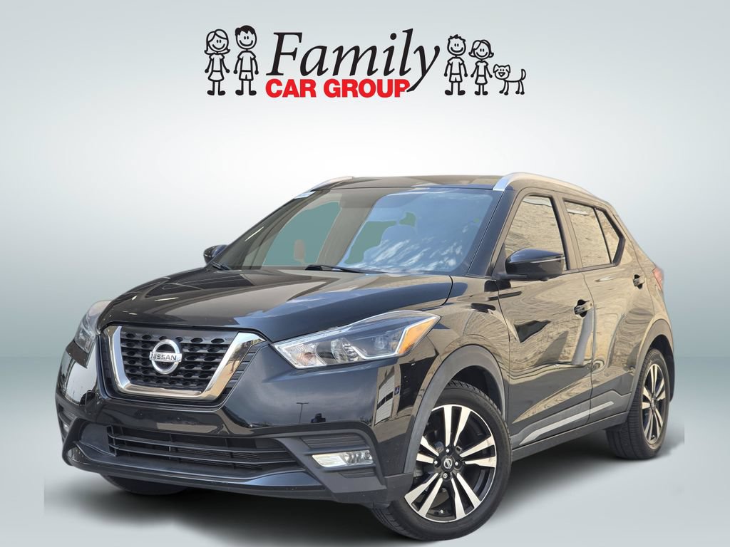 Used 2019 Nissan Kicks SR w/ Exterior Electronics Package FWD image 1