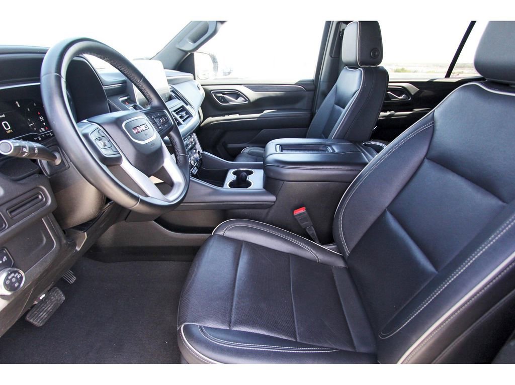 Used 2024 GMC Yukon SLT image 6