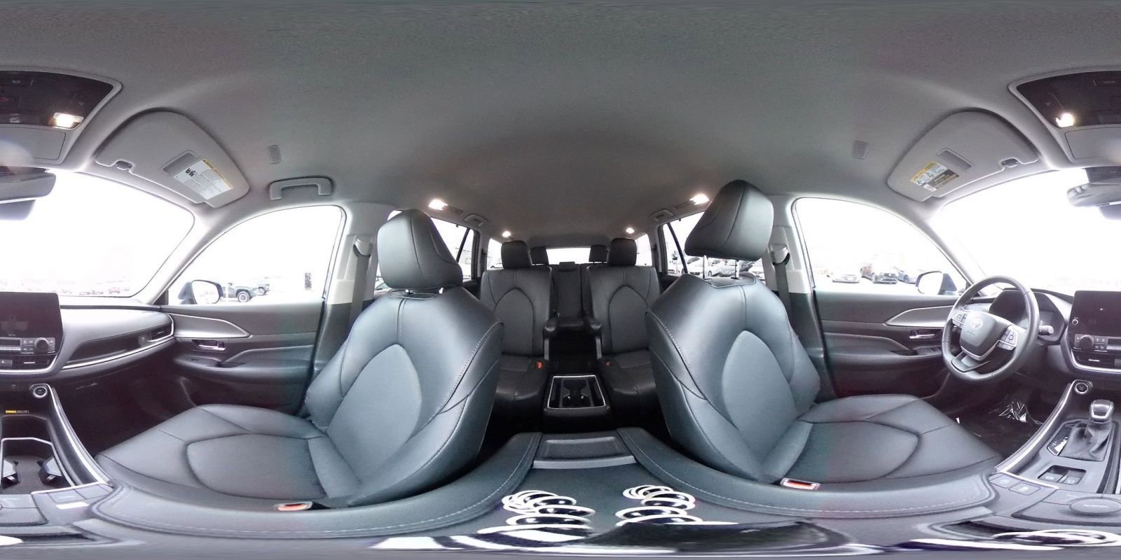 Used 2025 Toyota Grand Highlander XLE image 43