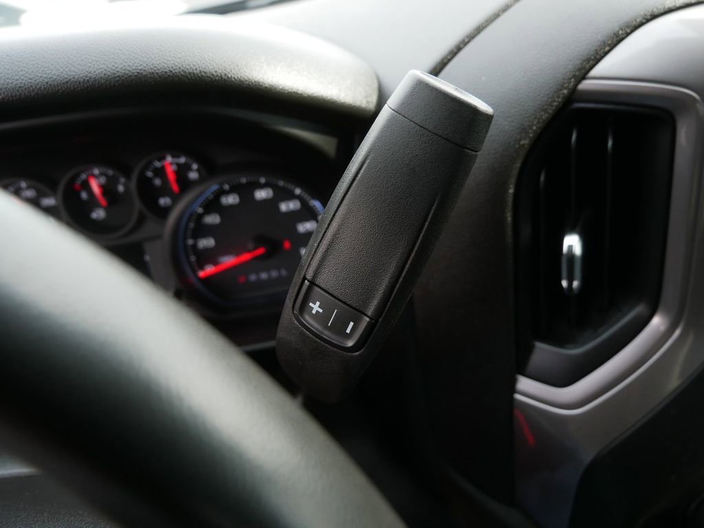 Used 2021 Chevrolet Silverado 1500 Custom image 20