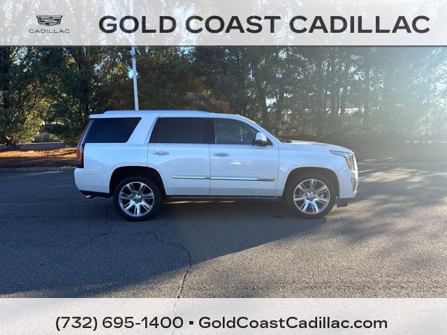 Used 2016 Cadillac Escalade Premium AWD/4WD image 4