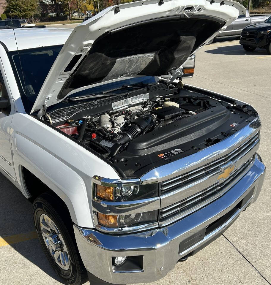 Used 2018 Chevrolet Silverado 2500 LTZ w/ Duramax Plus Package image 37