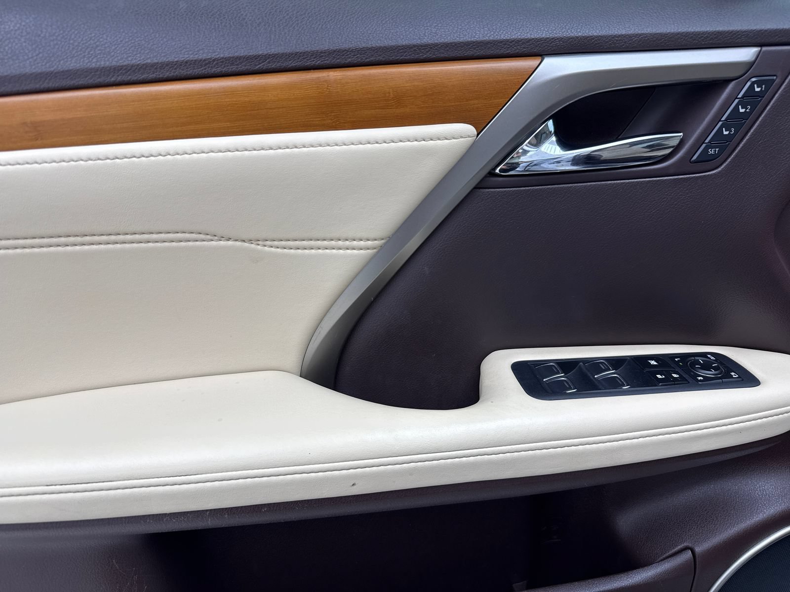 Used 2019 Lexus RX 350 FWD w/ Navigation Package image 37