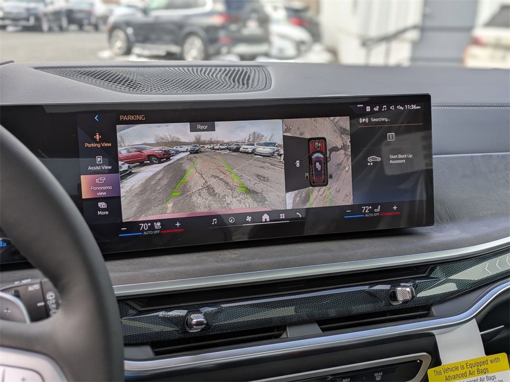 New 2025 BMW X7 xDrive40i w/ Premium Package image 26