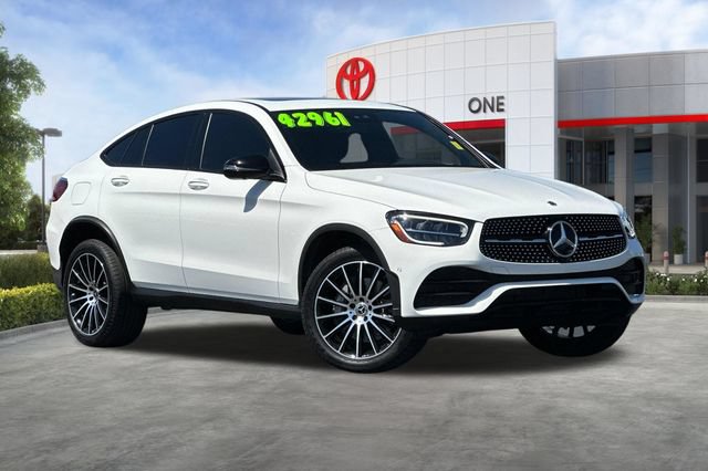 Used 2023 Mercedes-Benz GLC 300 4MATIC Coupe image 2