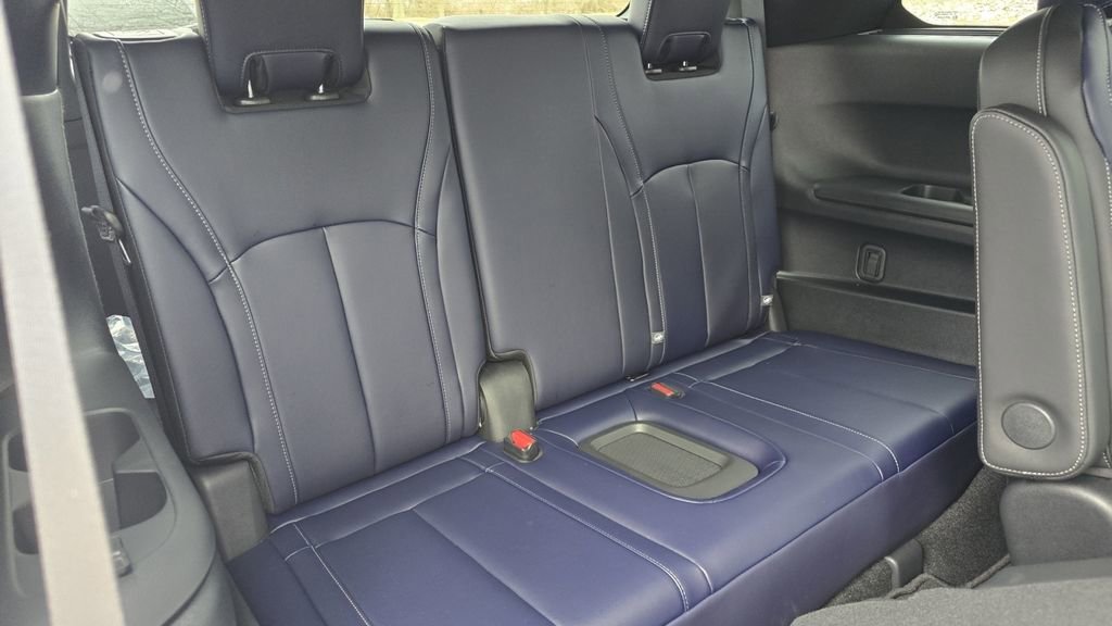 New 2026 INFINITI QX60 Sport image 23