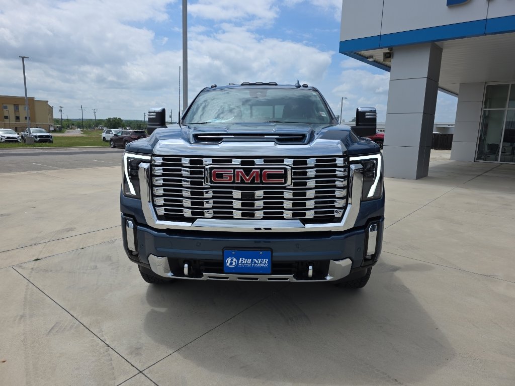 Certified 2024 GMC Sierra 2500 Denali w/ Denali Reserve Package AWD/4WD image 2