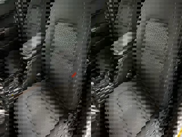 Certified 2020 GMC Canyon SLE w/ Driver Alert Package image 18