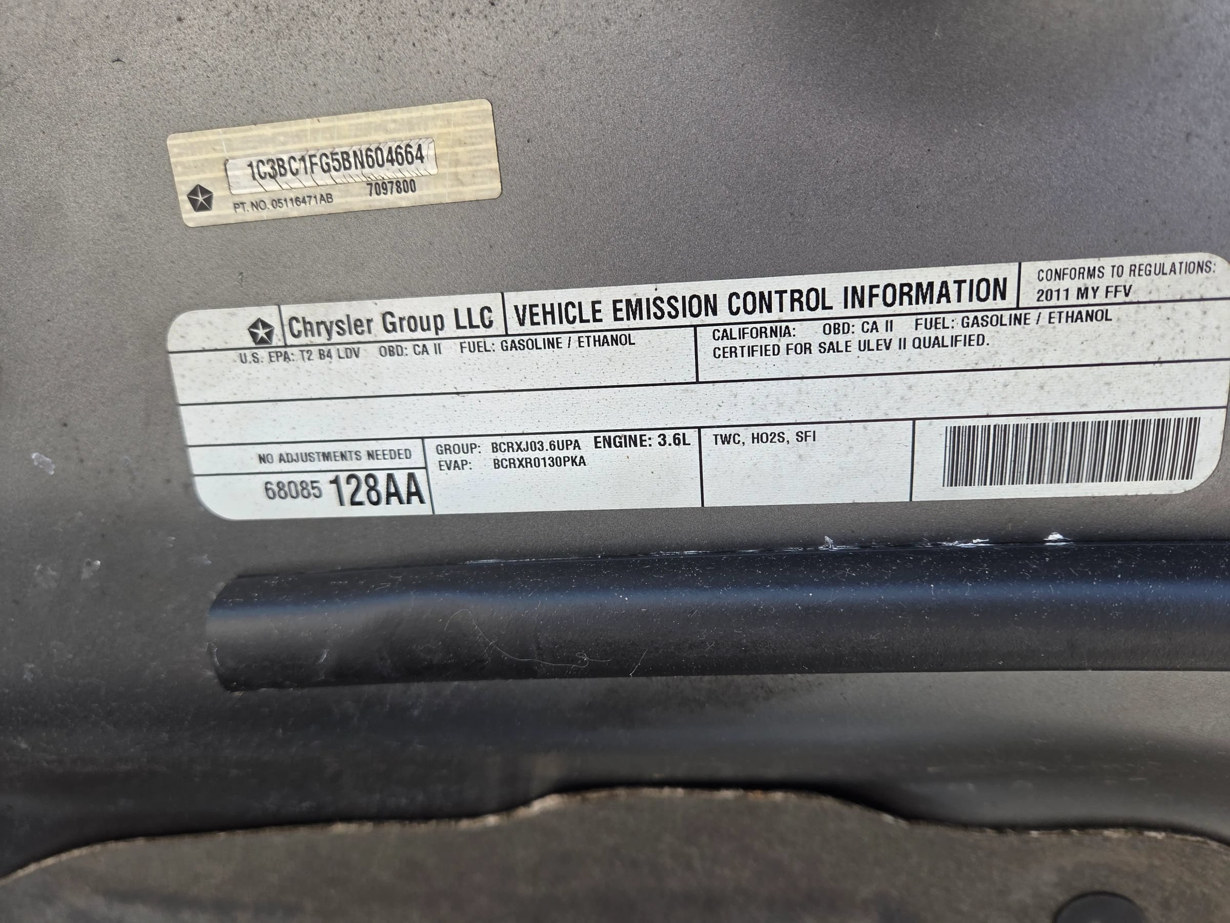 Used 2011 Chrysler 200 Touring FWD image 23