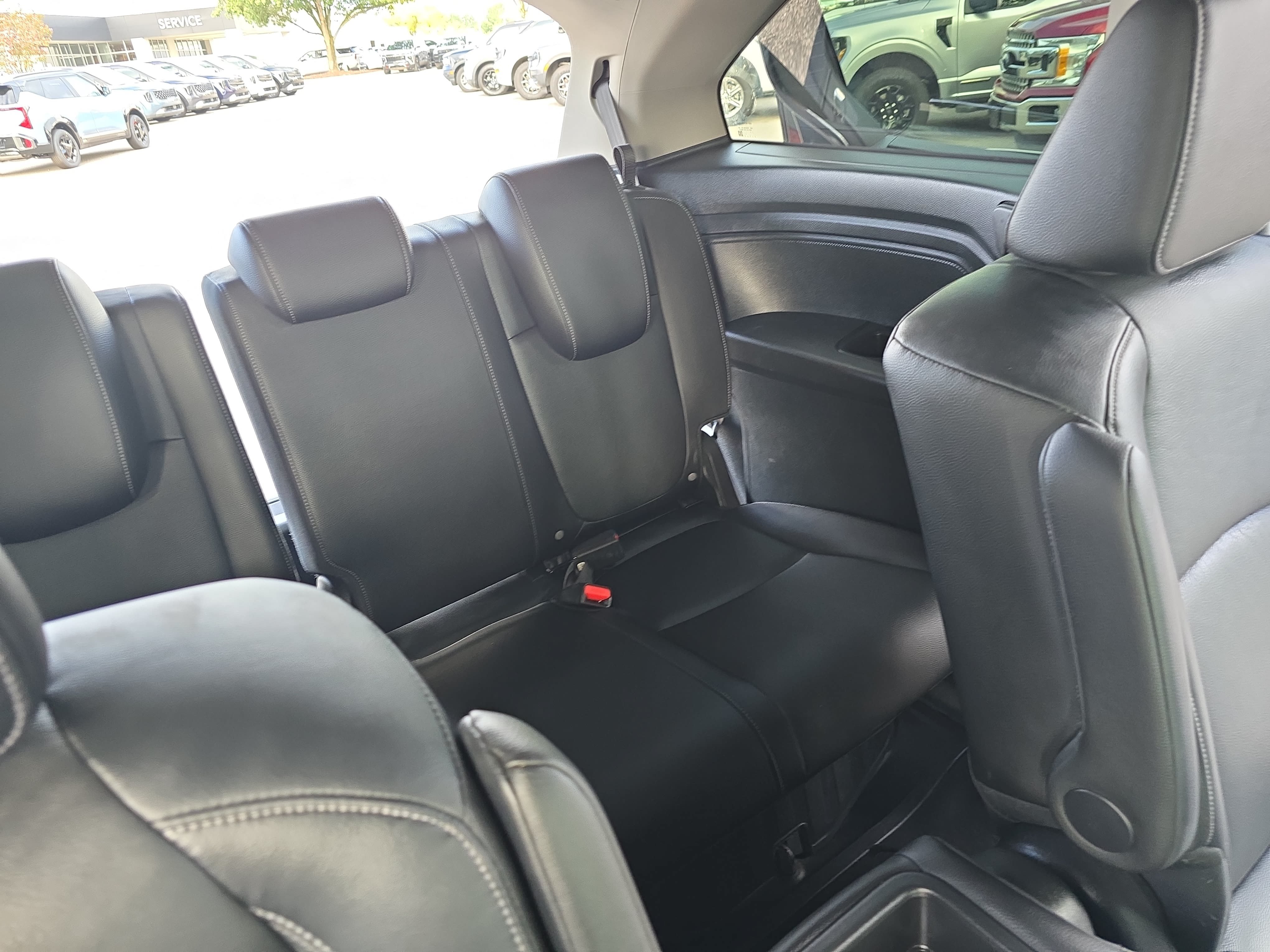 Used 2024 Honda Odyssey EX-L image 12