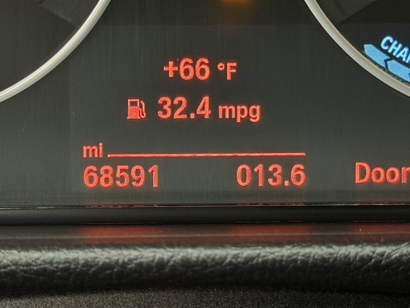 Used 2018 BMW 330e image 25