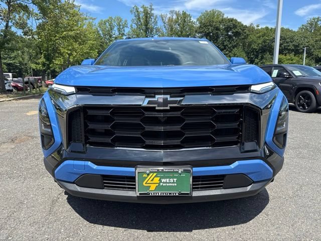 Used 2026 Chevrolet Equinox ACTIV w/ Convenience Package III AWD/4WD image 2