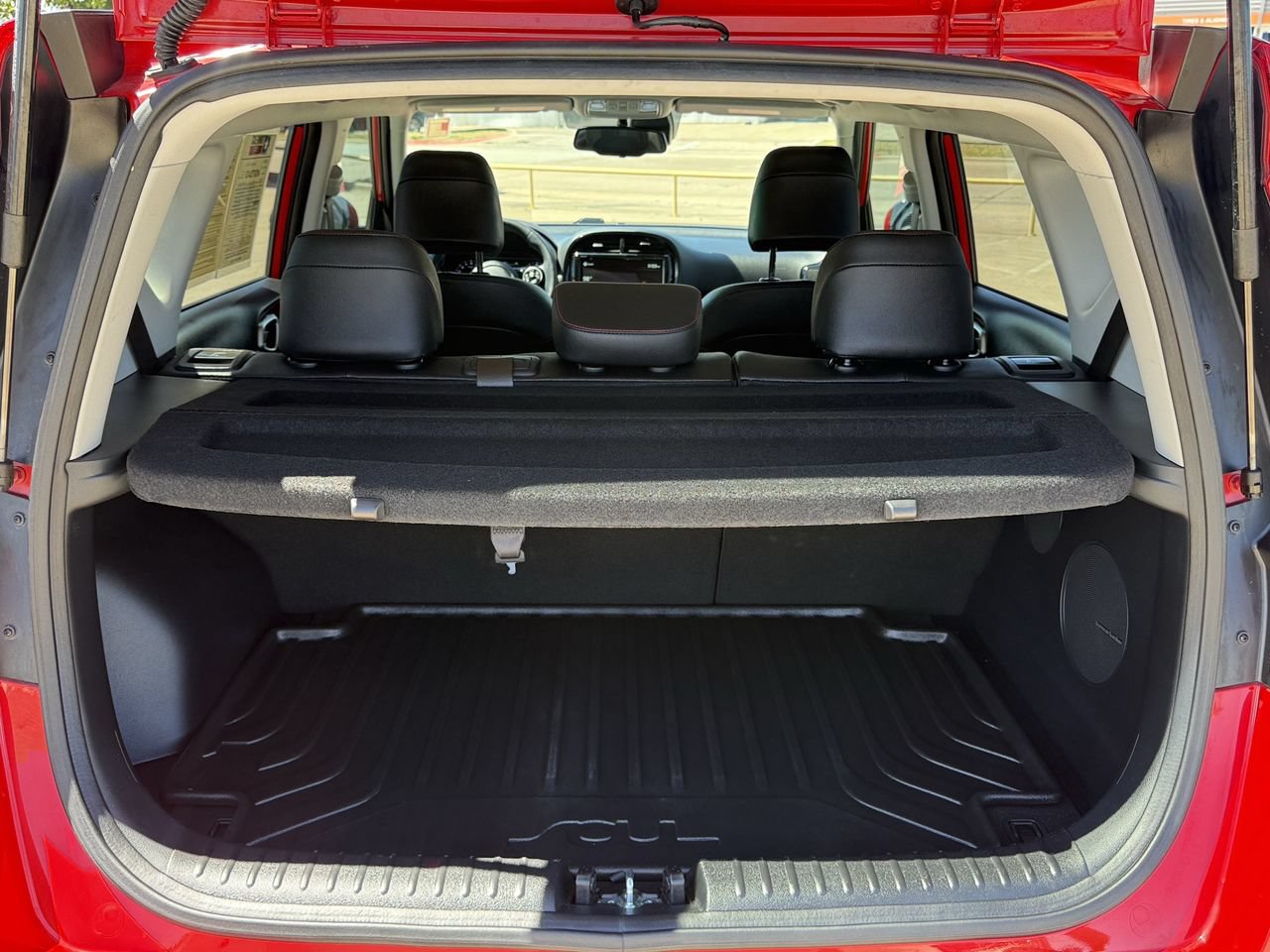 Used 2022 Kia Soul Turbo FWD image 29