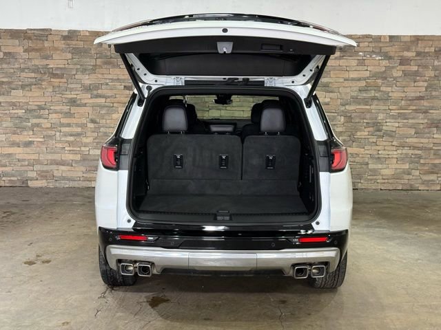 Used 2025 GMC Acadia Denali w/ Super Cruise Package image 8