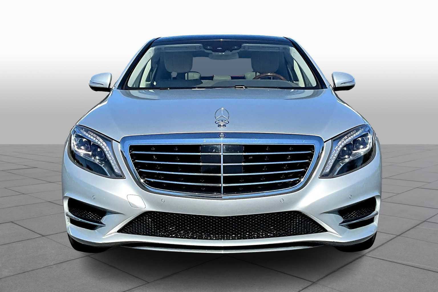 Used 2015 Mercedes-Benz S 550 Sedan image 4