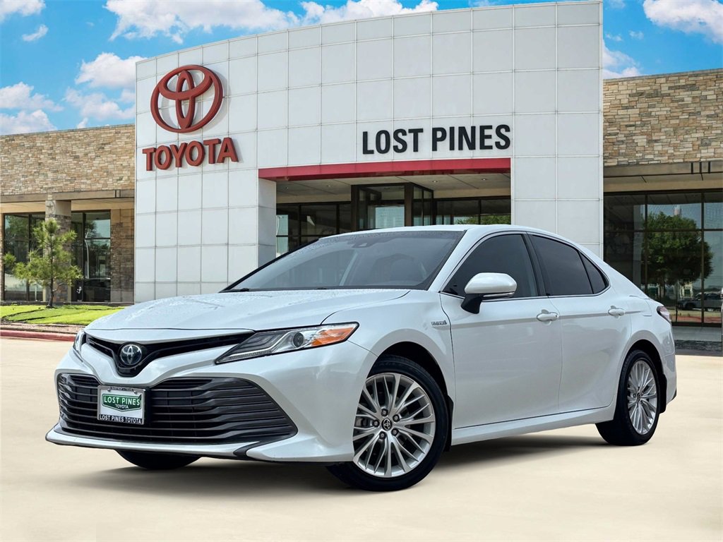 Used 2020 Toyota Camry XLE
