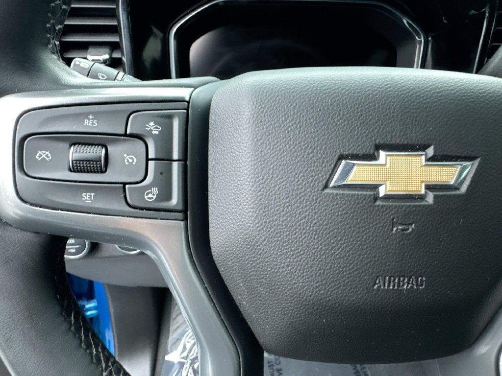 Used 2023 Chevrolet Silverado 1500 LT RWD image 17