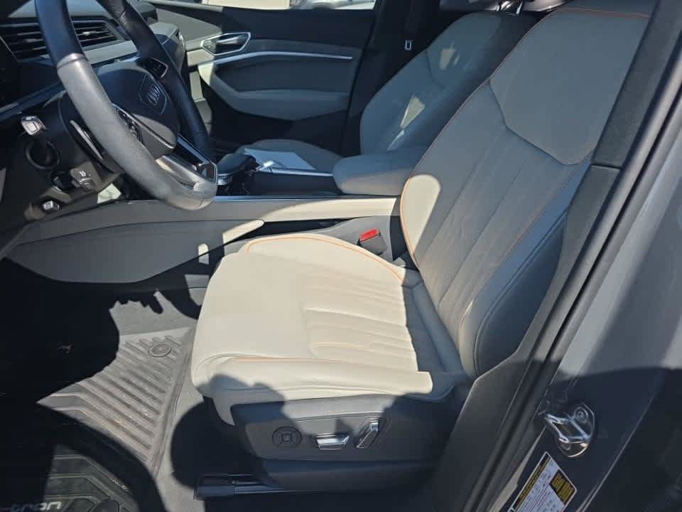 Used 2024 Audi Q8 e-tron Premium Plus AWD/4WD image 9