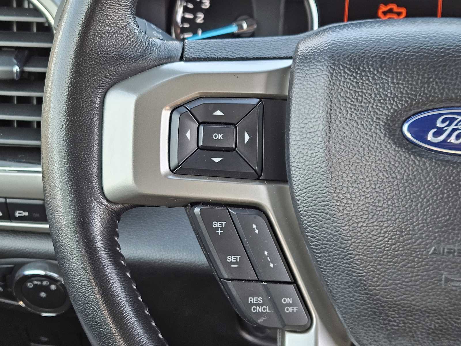 Used 2021 Ford F250 Lariat w/ Lariat Ultimate Package image 26