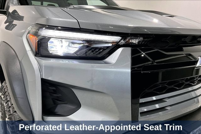 Used 2024 Chevrolet Colorado ZR2 w/ ZR2 Convenience Package III AWD/4WD image 42