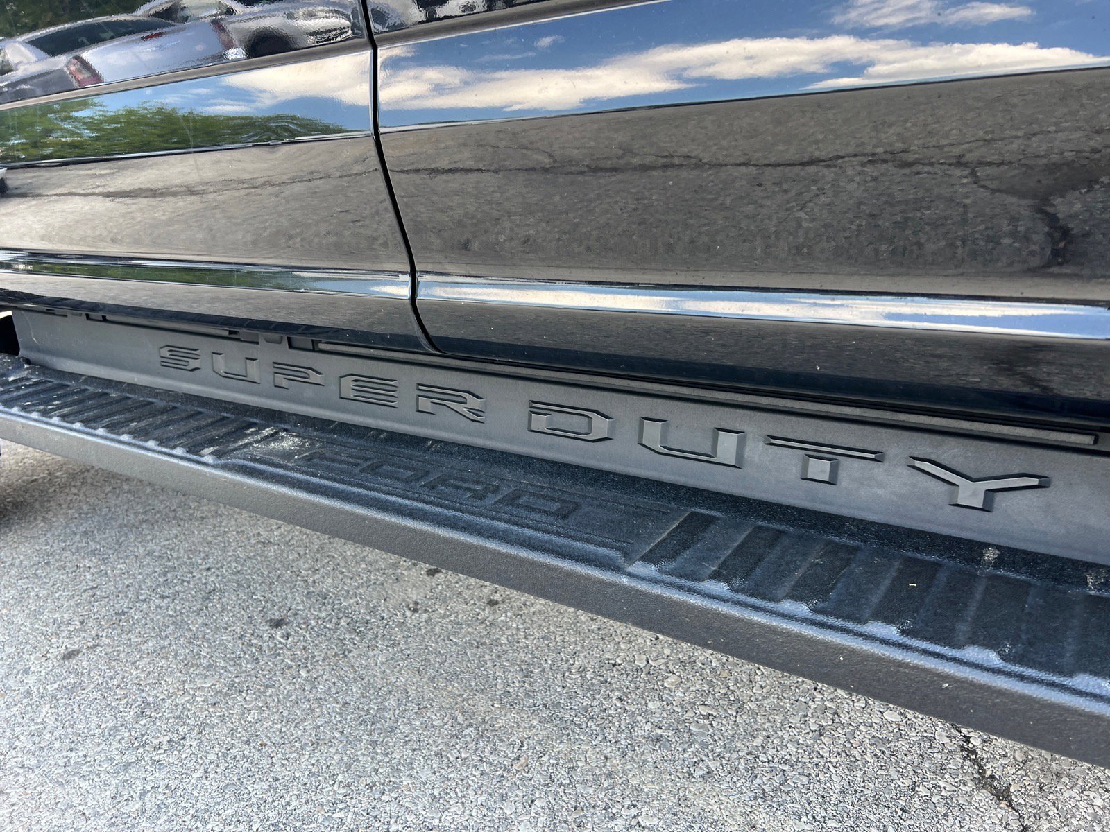 Used 2021 Ford F250 XLT w/ XLT Premium Package AWD/4WD image 10