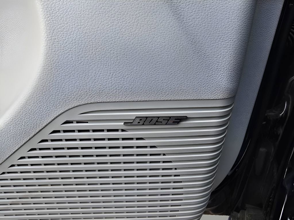 Used 2024 Hyundai Kona Limited image 17