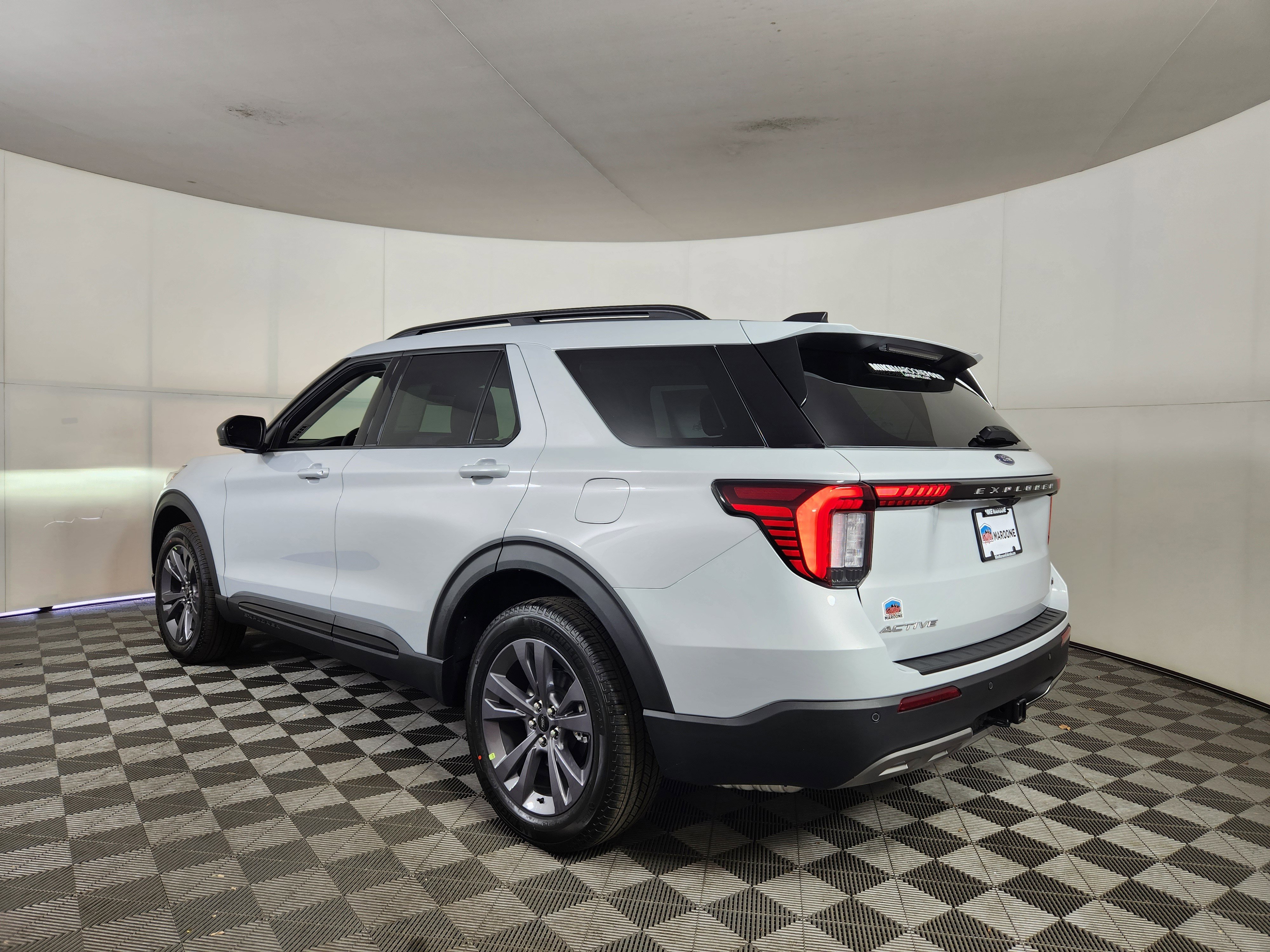 New 2026 Ford Explorer Active w/ Active Comfort Package image 5