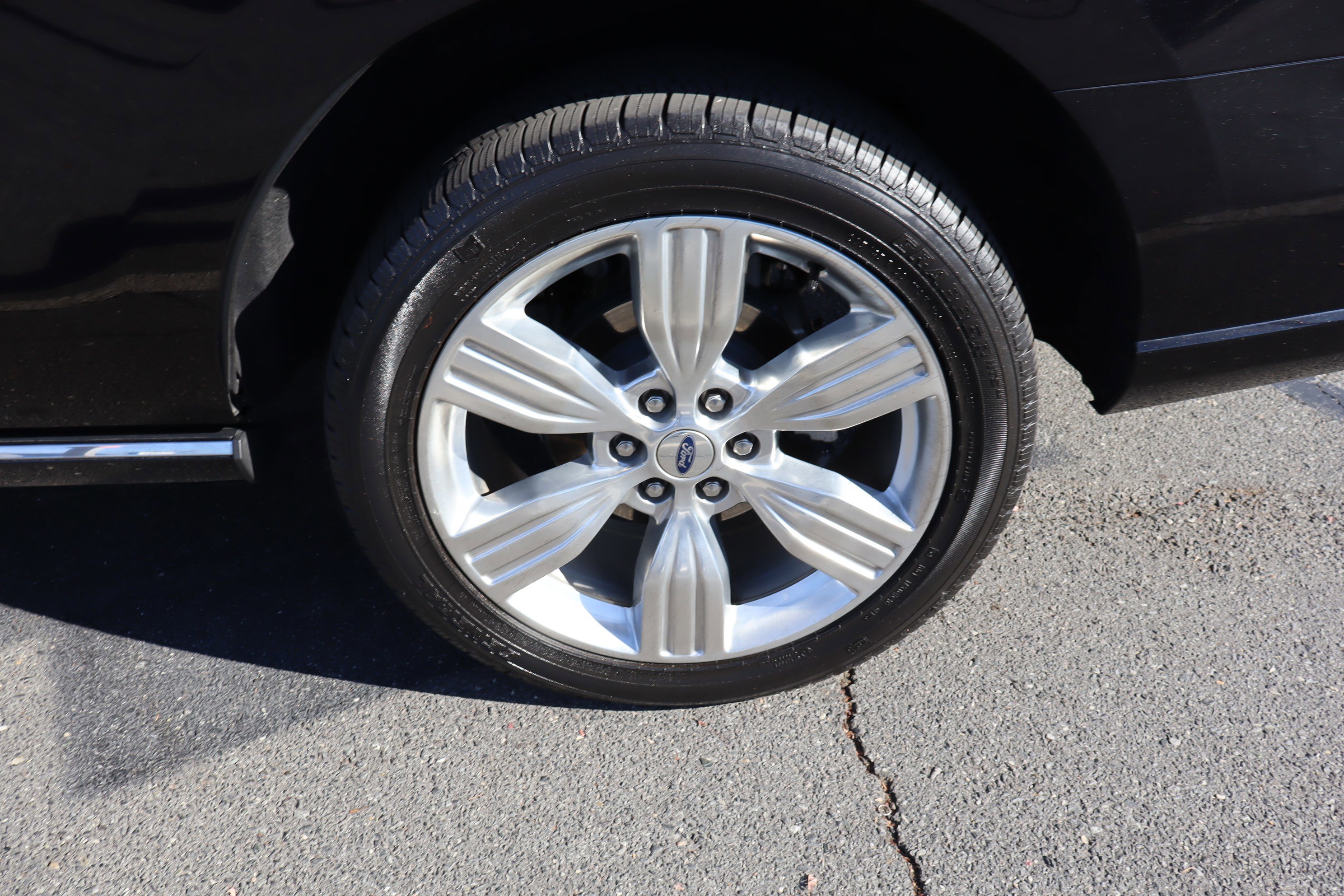 Used 2024 Ford Expedition Platinum image 45