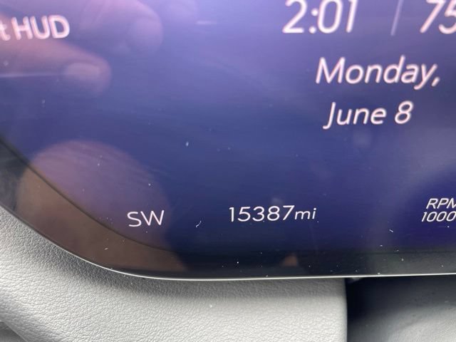 Used 2025 Buick Enclave Avenir w/ Super Cruise Package FWD image 24