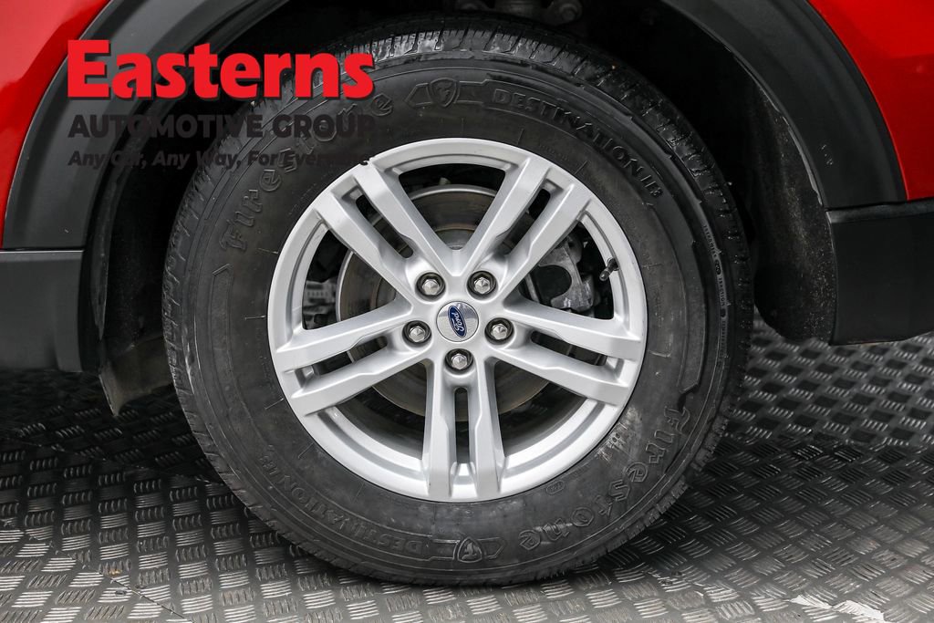 Used 2021 Ford Explorer XLT image 8