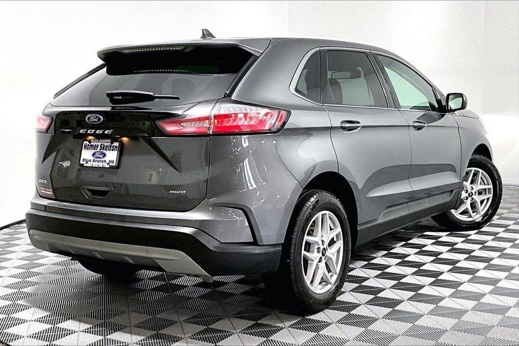 Used 2024 Ford Edge SEL w/ Convenience Package AWD/4WD image 12