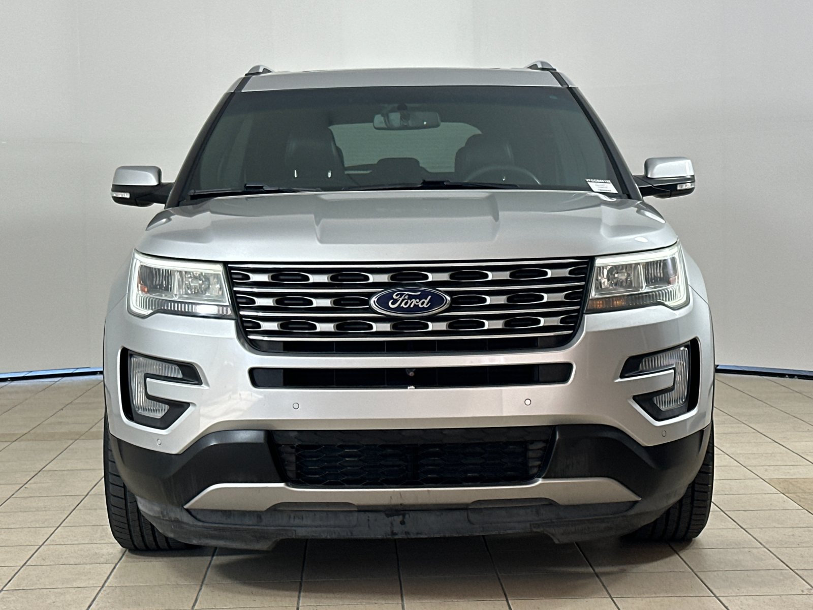 Used 2016 Ford Explorer Limited FWD image 9