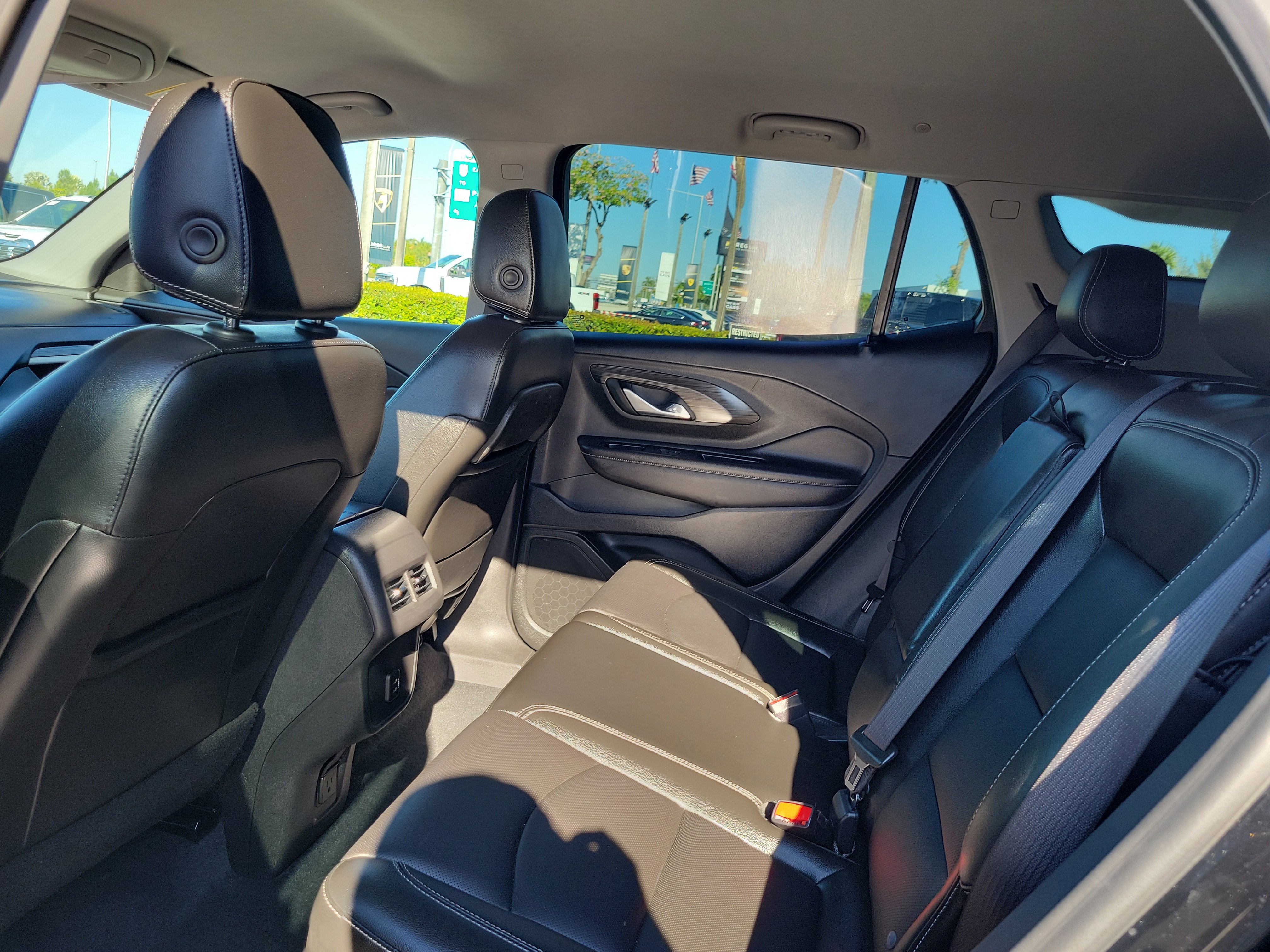Used 2022 GMC Terrain SLT FWD image 13