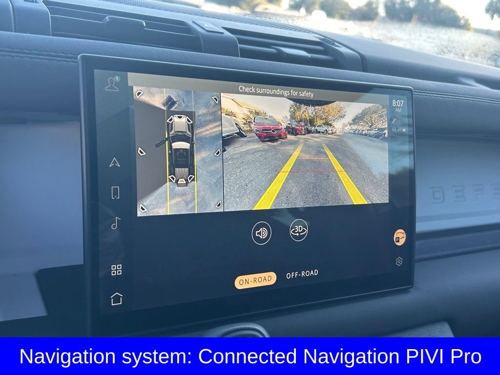 Used 2025 Land Rover Defender 110 S image 12