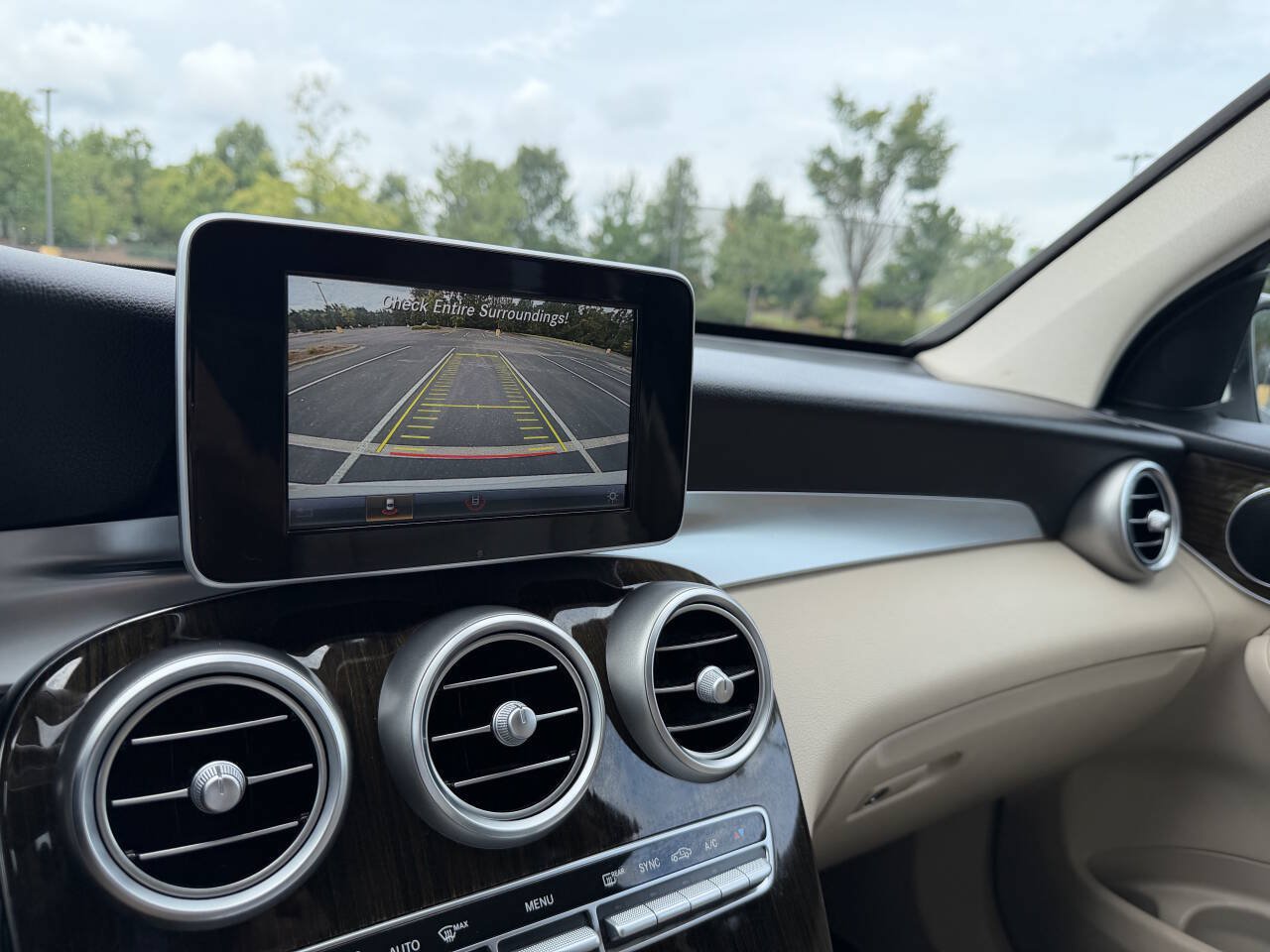 Used 2019 Mercedes-Benz GLC 300 image 26