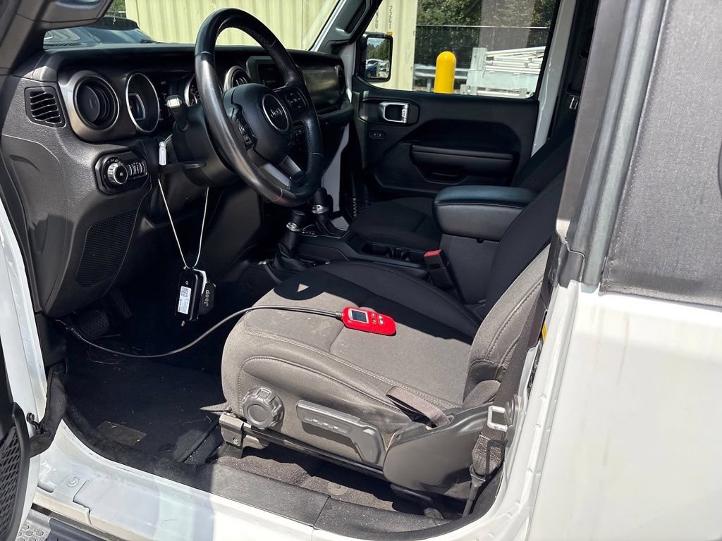 Used 2021 Jeep Wrangler Sport AWD/4WD image 6