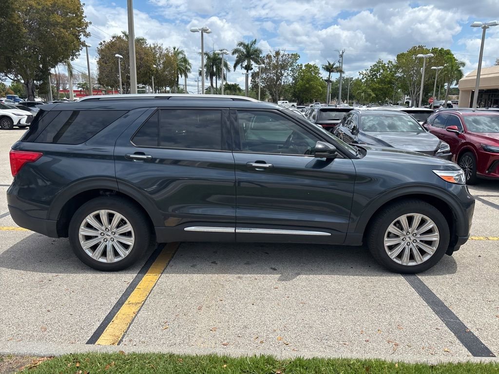 Used 2023 Ford Explorer Limited w/ Equipment Group 301A RWD image 5