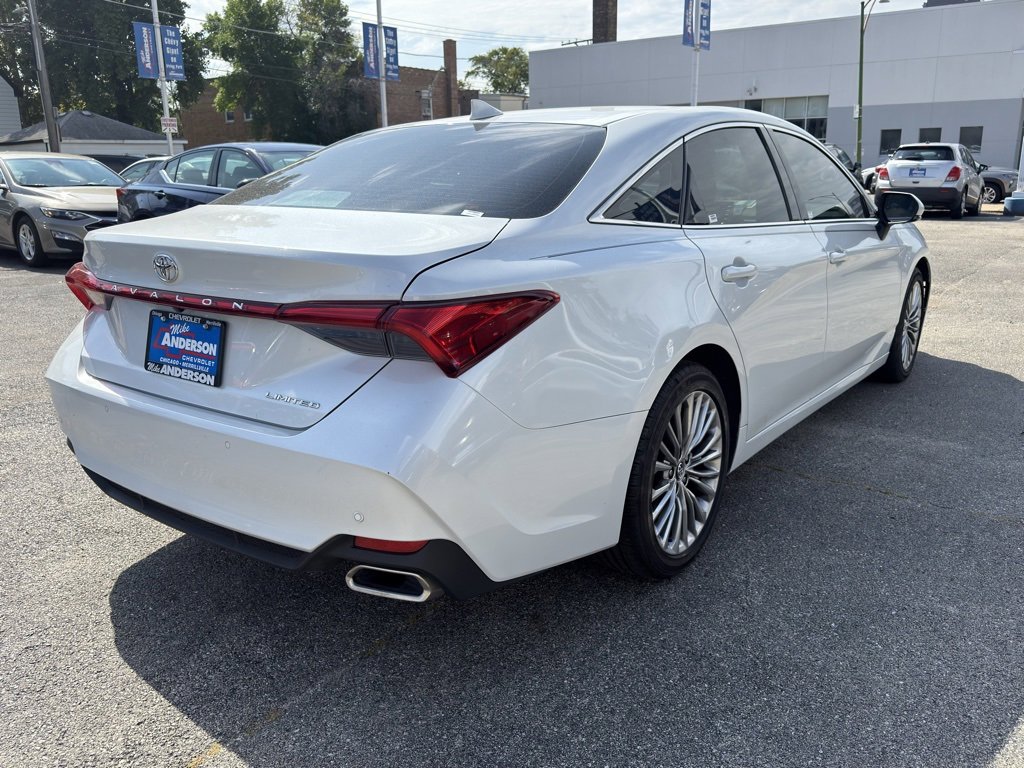 Used 2019 Toyota Avalon Limited w/ Advanced Safety Package image 7