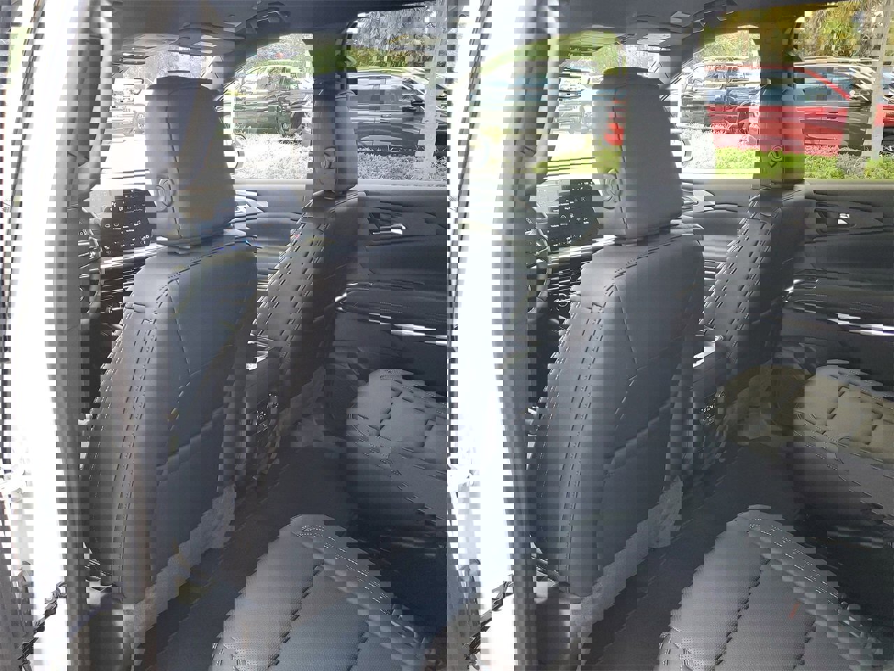 New 2026 Chevrolet Traverse LT w/ Driver Confidence Package image 10