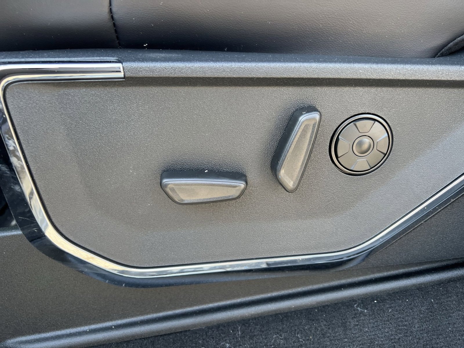 New 2026 Ford F250 Platinum AWD/4WD image 14