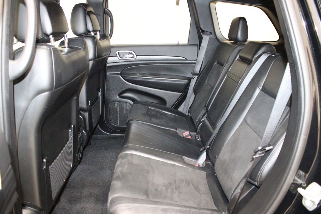 Used 2022 Jeep Grand Cherokee Laredo X image 13